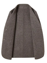 e888c6ef-0992-4820-87c6-f21a2ac57f6a-Max-Origin