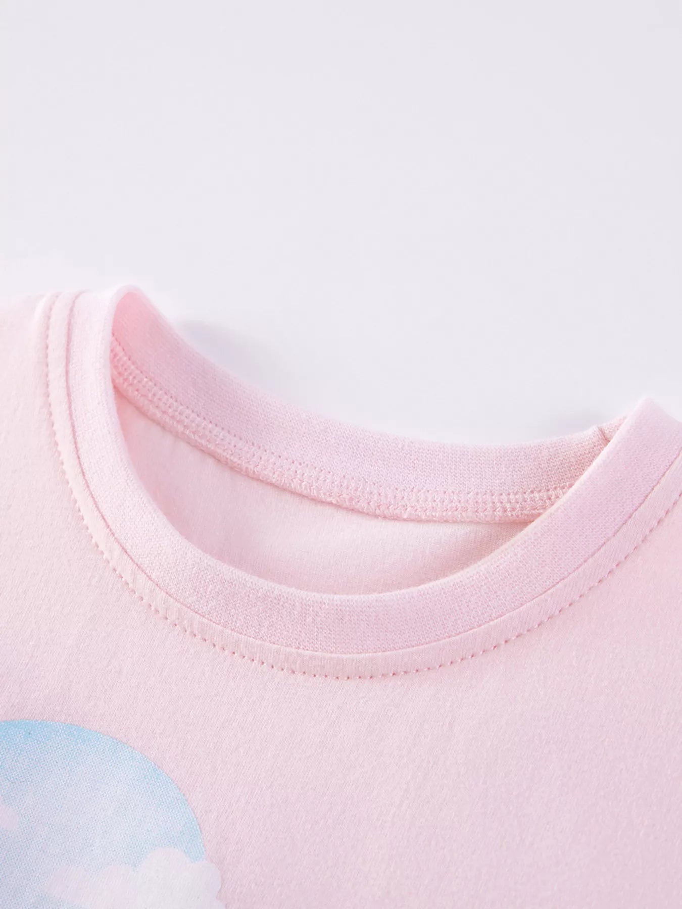 0a2270deb2f144faa95dccb4df43e606-Max-Origin