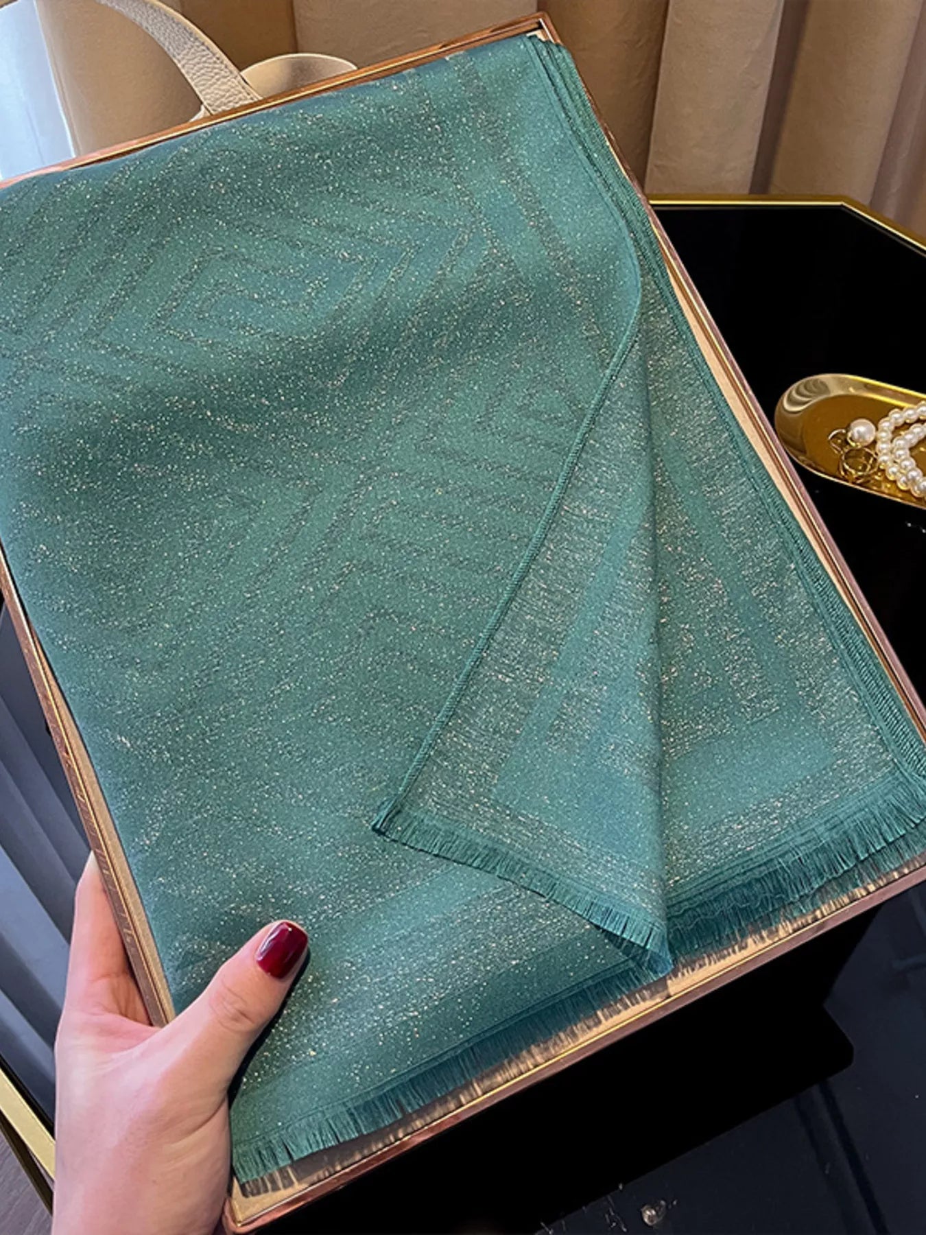 5a6d96fa0c2c4362a5b075c84bde3752-Max-Origin